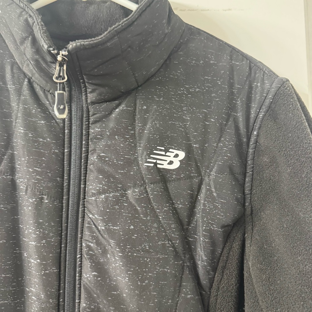 New Balance Jacket - Size XL - Picture 2 of 4
